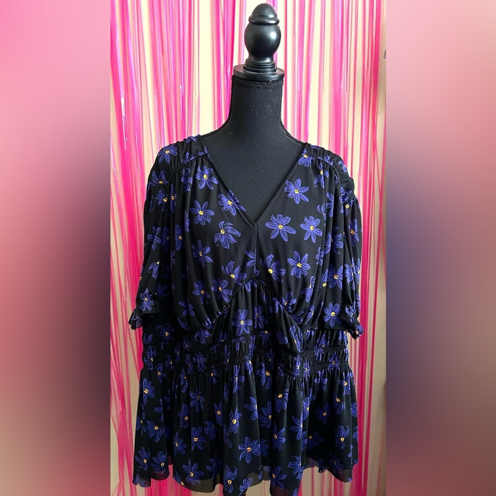 Ava viv floral blouse